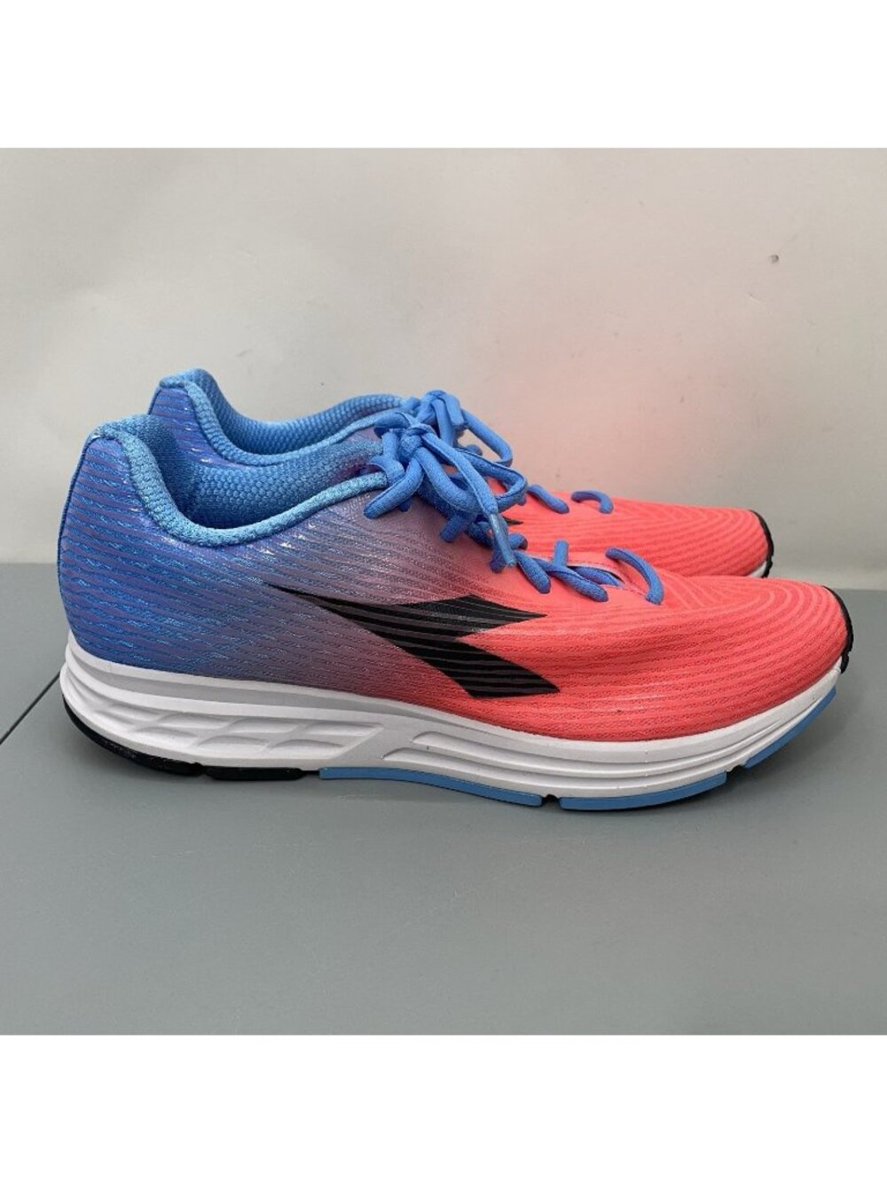 Diadora‎ Action +3 Sneakers Shoes Running Training Athletic Pink Blue Womens 9.5